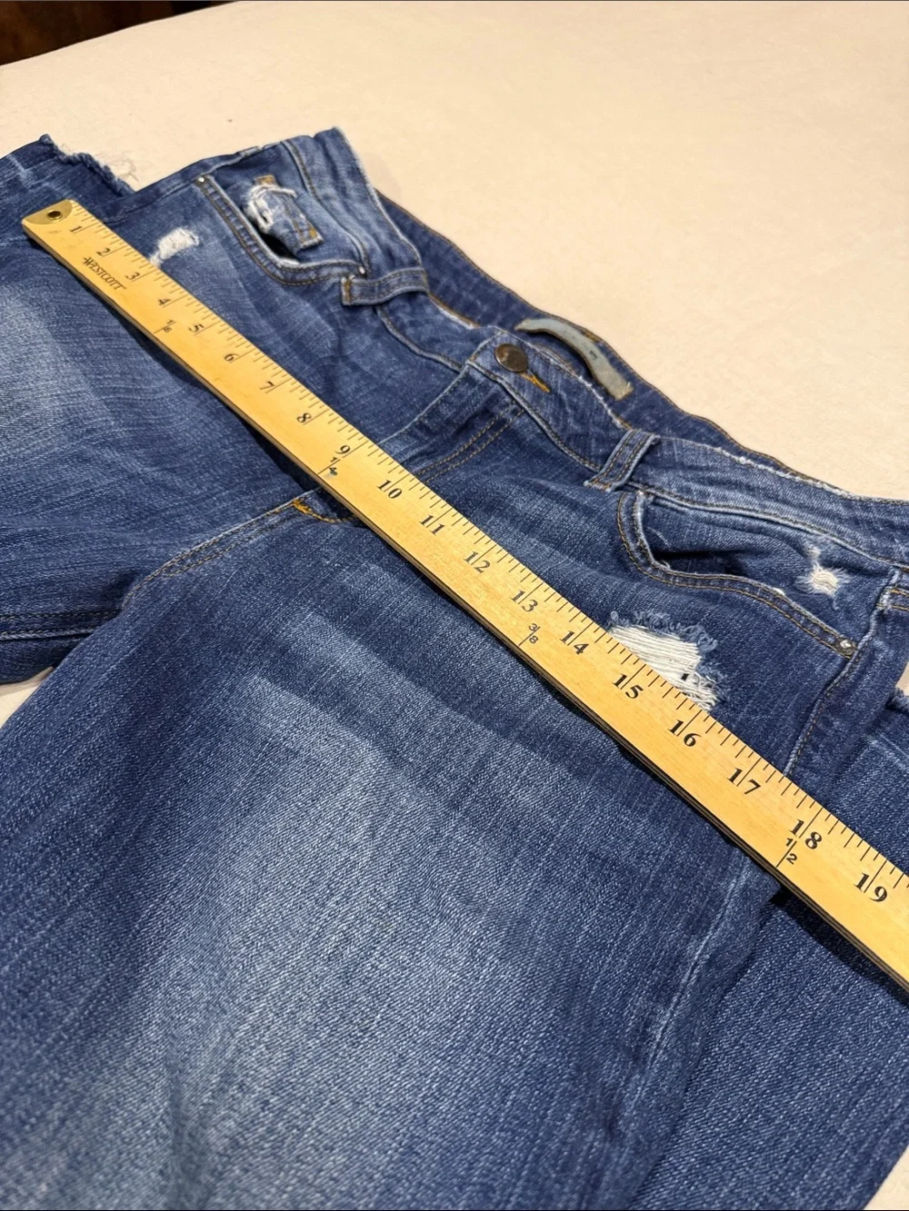 Joe's Jeans Collector’s Edition The Olivia Dark Blue Mid-Rise Cropped Flare
